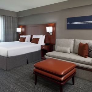 Day use room with sofa at Courtyard By Marriott Los Angeles LAX/Century Boulevard.