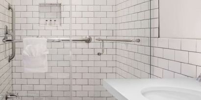 Guest bathroom with shower at Hollywood Hotel.