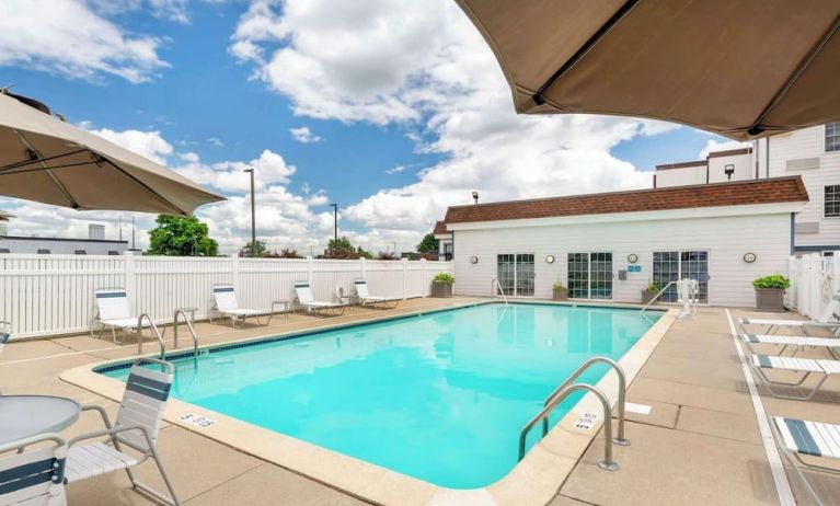 Refreshing outdoor pool at Best Western Hartford Hotel & Suites.