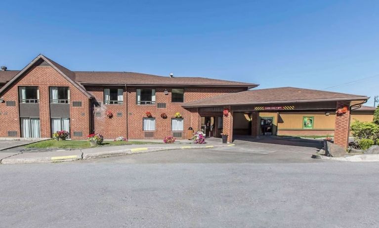 Hotel entrance at Comfort Inn Corner Brook.