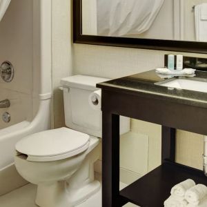 Guest bathroom with tub at Comfort Inn Yarmouth.