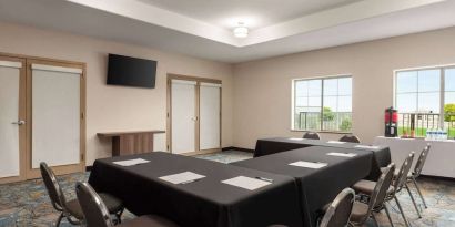 Meeting room at La Quinta Inn & Suites - North Stone Oak.