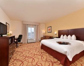 Spacious day use room at Hampton Inn Deer Park.