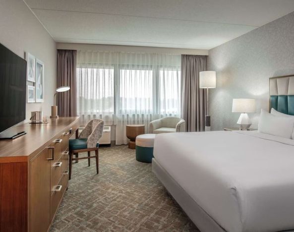 Day use room with natural light at DoubleTree By Hilton Westborough.