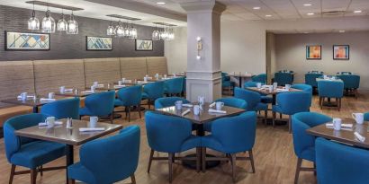 Dining area perfect for coworking at DoubleTree By Hilton Westborough.