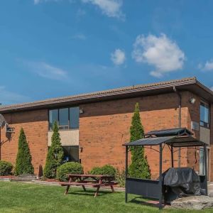 Hotel exterior at Comfort Inn Cobourg.