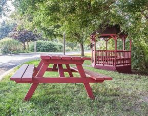 Outdoor lounge are at Comfort Inn Orillia.