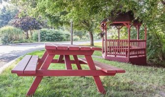 Outdoor lounge are at Comfort Inn Orillia.