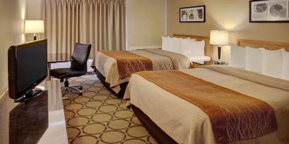 Day use twin room with work desk and private bathroom at Comfort Inn New Glasgow.