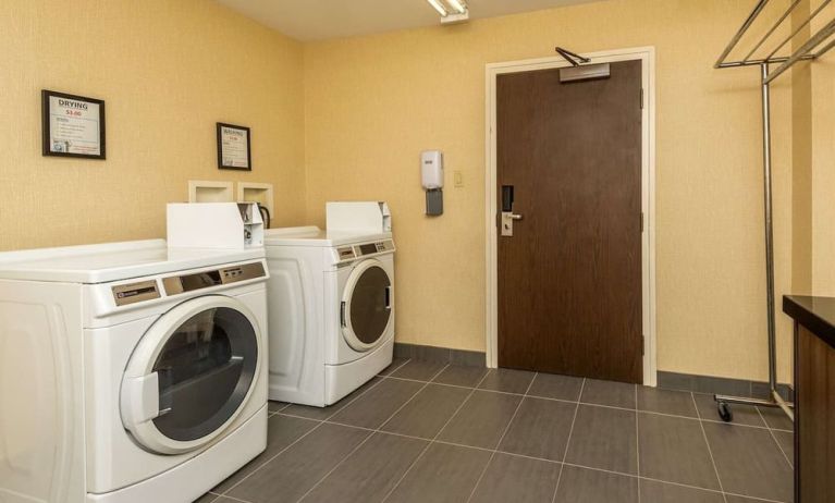 Laundry room at Comfort Inn Ottawa West.