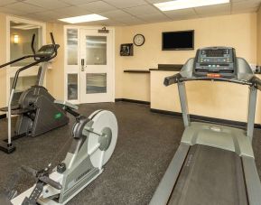 Well equipped fitness center at Comfort Inn Ottawa West.