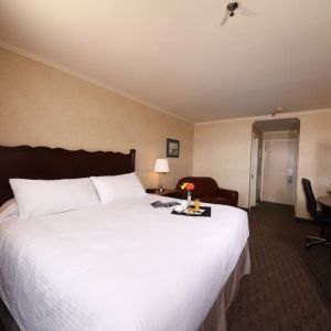 Standard day use room with work desk and sofa at Mount Peyton Resort & Conference Center.