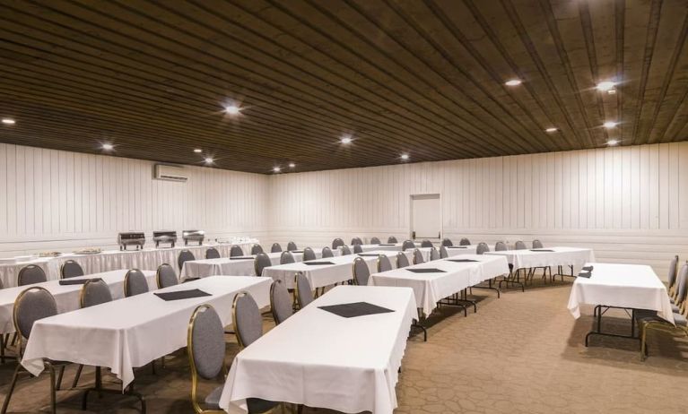 Conference room at Mount Peyton Resort & Conference Center.