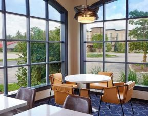 Dining area at Courtyard By Marriott Waterloo St. Jacobs.