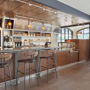 Dining area at Courtyard By Marriott Waterloo St. Jacobs.