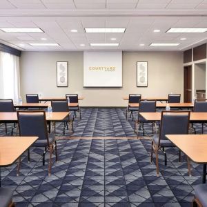 Conference room at Courtyard By Marriott Waterloo St. Jacobs.