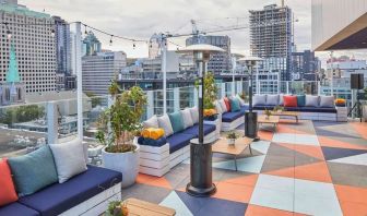 Rooftop lounge area at Hotel Monville - 295871.