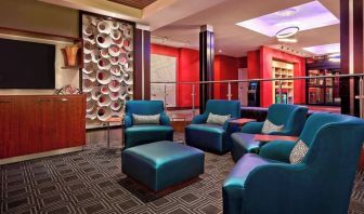 Lobby lounge at TownePlace Suites By Marriott London.