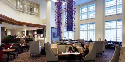 Dining area perfect for coworking at Hyatt Regency Boston.