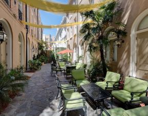 Outdoor garden at St James Hotel, An Ascend Hotel Collection Member.