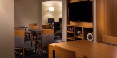 Executive lounge and business center with computers and printer at Hyatt Regency Vancouver.