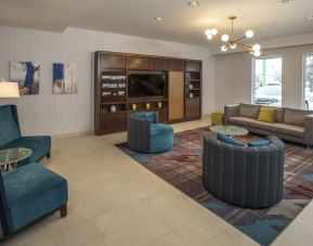 Comfortable lobby lounge perfect for co-working at Holiday Inn Conference Center Edmonton South.