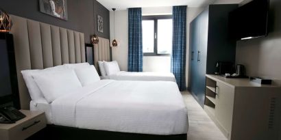 Day use room with TV at Spark By Hilton Luton.