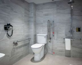 Guest bathroom at Spark By Hilton Luton.