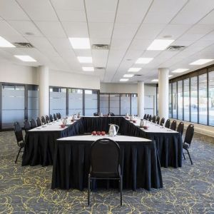 Professional meeting room at Delta Hotel By Marriott Regina.