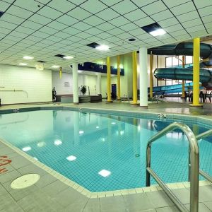 Indoor pool at Delta Hotel By Marriott Regina.