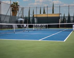 Tennis court available at Le Parc At Melrose.