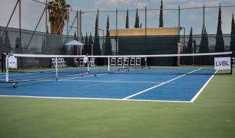 Tennis court available at Le Parc At Melrose.