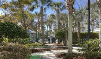 Mini golf available at Holiday Inn Express & Suites S Lake Buena Vista.