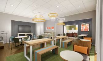 Dining area perfect for coworking at Spark By Hilton Fountain Hills Scottsdale.