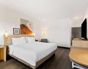 Day use room with natural light at Spark By Hilton Fountain Hills Scottsdale.