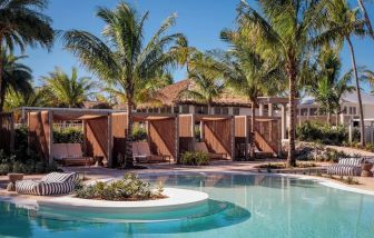 Outdoor pool at Islander Resort Oceanside.