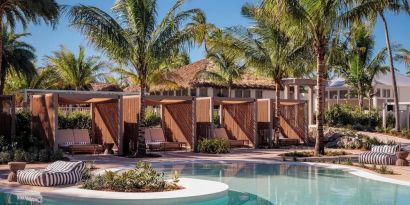 Outdoor pool at Islander Resort Oceanside.