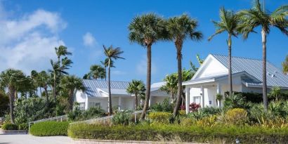 Hotel exterior at Islander Resort Oceanside.