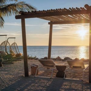 Beach access at Islander Resort Oceanside.