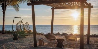 Beach access at Islander Resort Oceanside.