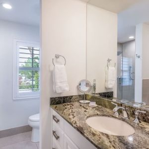 Guest bathroom at Islander Resort Oceanside.