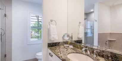 Guest bathroom at Islander Resort Oceanside.