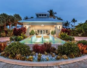 Hotel entrance at Islander Resort Oceanside.