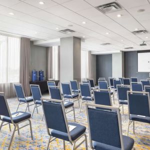 Professional meeting room at Embassy Suites By Hilton Toronto Airport.