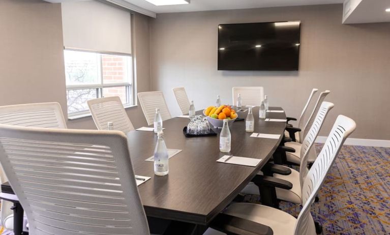 Meeting room suitable for small groups at the Embassy Suites by Hilton Toronto Airport.