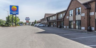 Hotel parking at Comfort Inn Sault Ste. Marie.