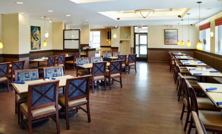 Dining area at Holiday Inn Winnipeg Downtown.