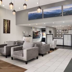 Lobby and coworking lounge at Garner By IHG.