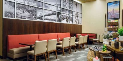 Dining area perfect for coworking at Hilton Garden Inn New York/West 35th Street.