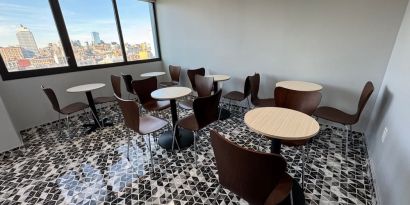 Dining area at Days Inn Chinatown NYC.